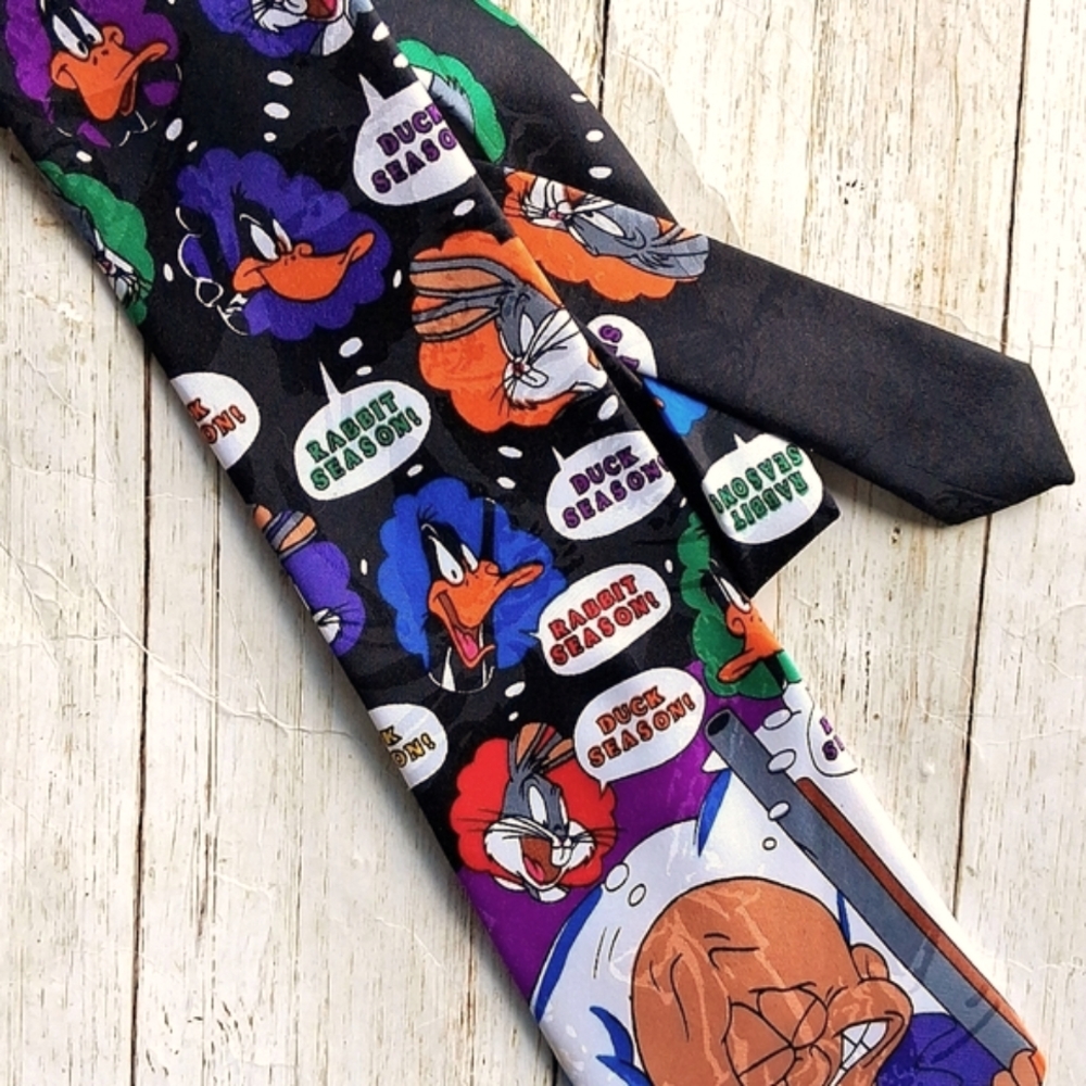 Loony Tunes Bugs Bunny And Daffy Tie
